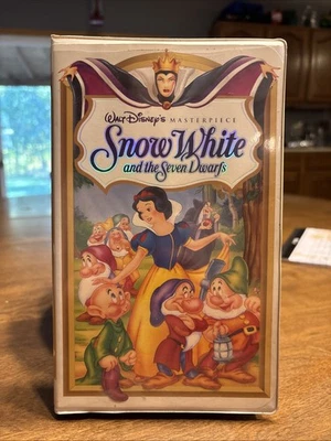 Snow White And The Seven Dwarfs Walt Disney’s Masterpiece VHS - Image 1 of 4