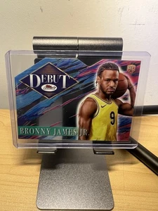 BRONNY JAMES JR. 2024-25 TOPPS FINEST DEBUT ROOKIE DIE CUT Rookie Card Lakers - Foto 1 di 2