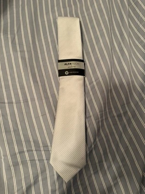 Corbata 100 blanca de patrón liso Alfani Andree para hombre nueva con etiquetas Foto 1 de 2