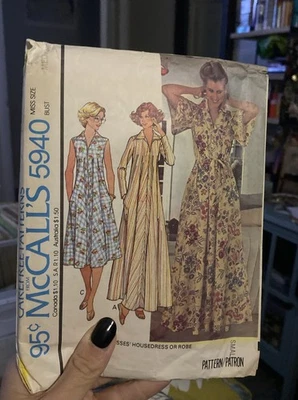 McCall's Patterns ~ CUT PATTERNS ~ size small~ * 5940 - Image 1 of 4