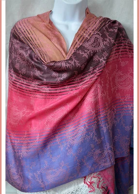 Mantón semi pashmina y seda a rayas, estola, envoltura rosa, púrpura, melocotón de la India  Foto 1 de 4