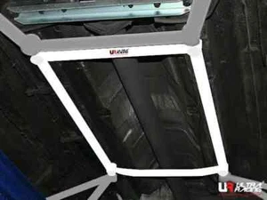 Barra inferior media 4 puntos Ultra Racing 2x2 2008-2016 para Chevrolet Cruze J300 - Imagen 1 de 9