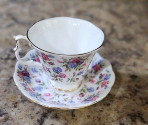 ROYAL ALBERT tea cup and saucer Sweet Pea teacup Mayfair pattern Nell Gwynne  - Picture 1 of 5