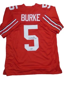 Camiseta estilo collage roja firmada por Denzel Burke, Beckett. #5 - Imagen 1 de 2