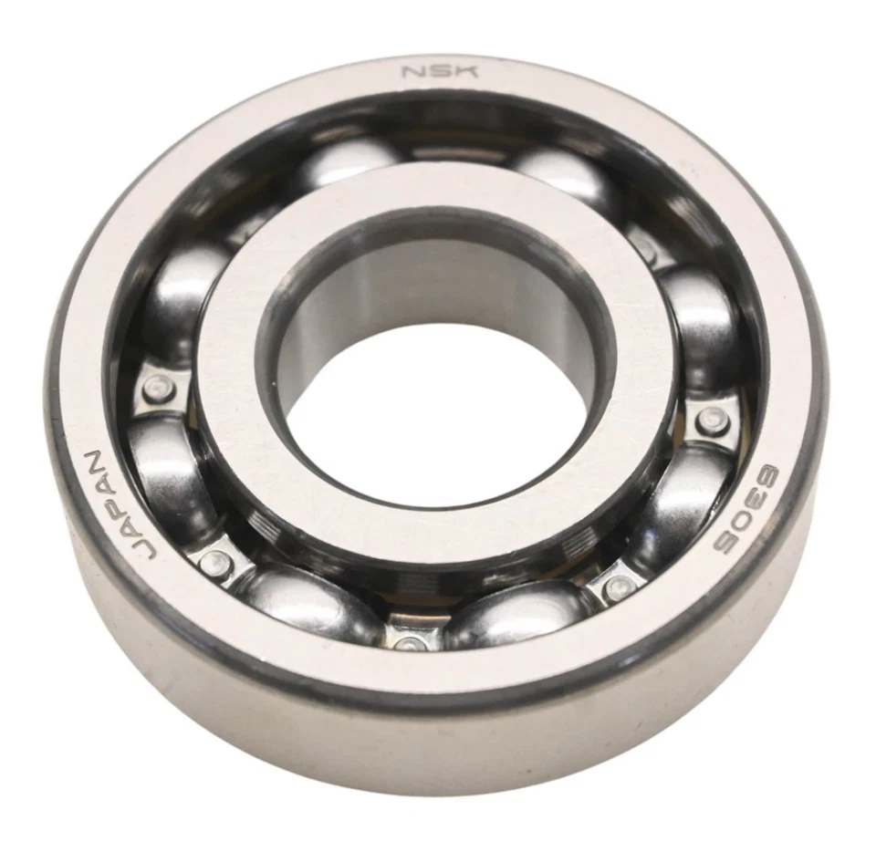 Nuevo rodamiento OEM Yamaha 6305 NSK NUEVO YZ YFM XVZ muchos modelos 93306-305U6-00 Foto 1 de 1