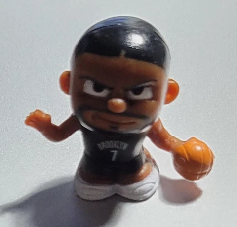 NBA Teenymates Series 7 Kevin Durant #7 Brooklyn Nets Cover