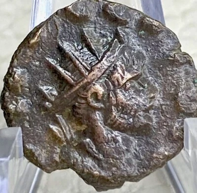 Authentic Ancient Roman Coin 270 AD Emperor Claudius II Gothicus Burning Alter - Image 1 of 4