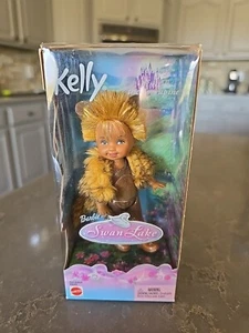 Vintage Barbie Lago dei Cigni Mattel Kelly Tommy come Ivan il Porcospino bambola NUOVO B3043 - Foto 1 di 3