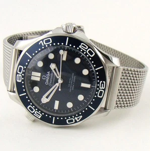 2025 Omega Seamaster Diver 300M James Bond 60th Anniversary 210.30.42.20.03.002 - Picture 1 of 6