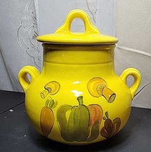 Tarro/bote de galletas amarillo cerámica MCM LA de colección con tapa champiñones, pimientos + - Imagen 1 de 14