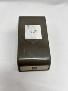 Stampin' Up 1 1/4" Square Slim Paper Punch - Picture 1 of 3