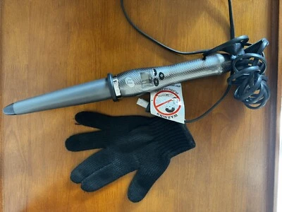 T3 SinglePass Whirl Professional Styling Curling Wand - Image 1 of 4