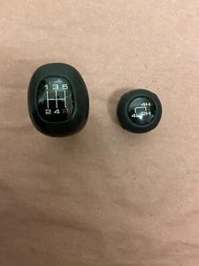 1987-1988-1989-1990-1991-Isuzu Trooper  5 Speed 4X4 Shifter Knob  OEM - Picture 1 of 5