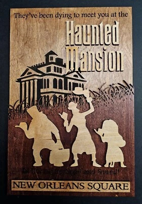 Cartel de atracción de madera Disneyland HAUNTED MANSION ilustraciones Foto 1 de 4
