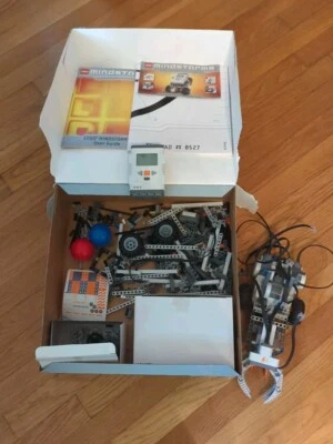 Lego Mindstorms NXT Set 8547 with Manual and Test Pad Untested Not Complete  - Image 1 of 4