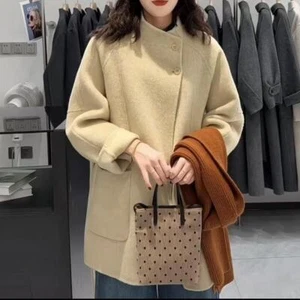 Chaqueta de Lana Coreana de Invierno para Mujer Cuello Alto Largo Lana Botón Suelto Abrigo Cálido - Imagen 1 de 25