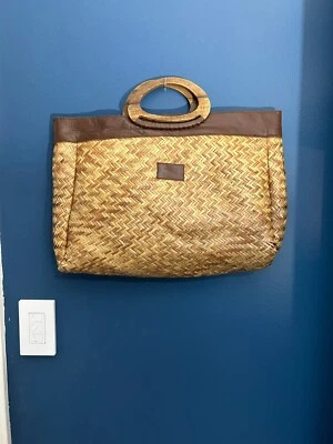 Nuevo Bolso de Mano Brixton Paja con Detalle Cuero y Asas de Madera Foto 1 de 3
