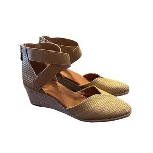 GENTLE SOULS Orya Natural Raffia Espadrille Wedge Closed Toe NEW 8.5 - Picture 1 of 11