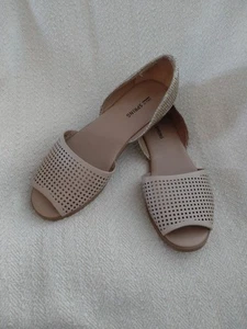 Nude Flat Sandals Size 5 - Picture 1 of 5