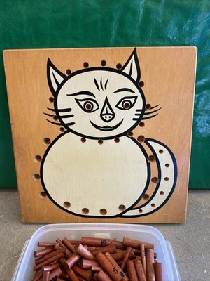Vintage Halloween Cat Puzzle Peg Board Game Wooden - Image 1 of 4