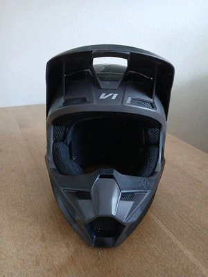 VOX Motocrosshelm  ECE R22-05 Größe  YL - Bild 1 von 4