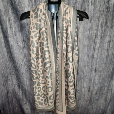 Leopard Print Scarf Pashmina Shawl Wrap Thick Scarf With Tassels - Image 1 of 4