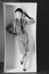 Printing Photo Analogue Fashion 1960 Woman IN Box 7 7/8X11 13/16in - Picture 1 of 1