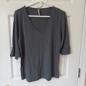 XCVI Women's Gray V Neck Cotton Modal Casual Everyday Comfort Top Size S - Picture 1 of 4