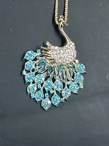 Collar Betsey Johnson elegante cisne azul con caja de regalo y bolsa de organza. GA - Imagen 1 de 6