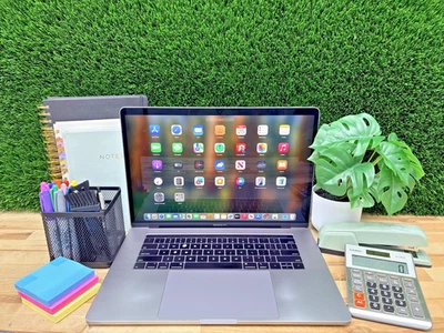 Apple MacBook Pro 2018 Intel i9-8th Gen 2.90GHz 32GB RAM 1TB SSD MacOS Sequoia* - Image 1 of 4