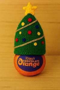 Christmas Tree Chocolate Orange Cover Dome Knitting Pattern only Star Festive - Picture 1 of 1