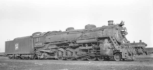 25FF218 NEGATIVE 1954 SOO LINE RAILROAD 4-8-2 LOCO #4009 FOND DU LAC WI - Picture 1 of 1