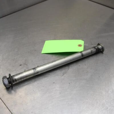 09-18 TRIUMPH SPEED TRIPLE R Rear Wheel Axle Foto 1 de 4