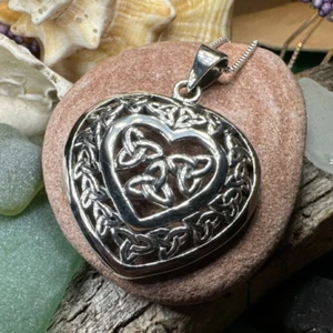 Collana Cuore Celtico Nodo Trinità Irlandese Scozzese 925 Ciondolo Con CATENA OMAGGIO - Foto 1 di 9
