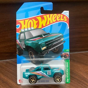 Hot Wheels '87 Dodge D100 (HW Reverse Rake) Collection Series 38/250 NUEVO STOCK - Imagen 1 de 6