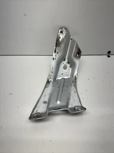 2010-2014  Volkswagen Jetta  Front Right Fender Support OEM Silver - Picture 1 of 7