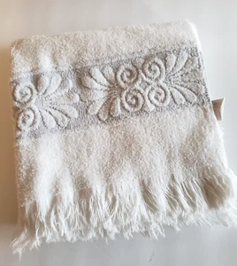 Vintage Cannon Sculpted Bath Towel Ivory White Gray 70's Fringed MCM - Picture 1 of 8