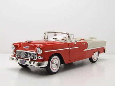 Chevrolet Bel Air Convertible 1955 Rosso Bianco Modellino Auto 1:18 Auto World - Immagine 1 di 4