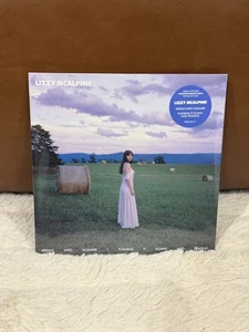 Lizzy McAlpine - Spring Into Summer / Pushing It Down And Praying UO 7" vinyl - Bild 1 von 2