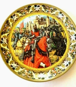 Wedgwood King Arthur Collector PlateTHE KNIGHTS OF ROUNDTABLE Bradex Bone China - Picture 1 of 5