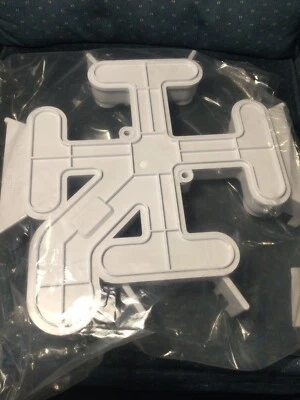 Top Manifold Replace 25357-600-000 59023700 For Pentair FNS Plus D.E. FIlter CMP - Image 1 of 4