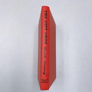 The Gift Shop 1966 By Charlotte Armstrong - Great Condition 1st edition (Re79) - Picture 1 of 8