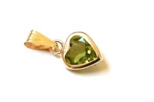 9ct Gold Peridot Heart Necklace Pendant no chain Gift Boxed Made in UK - Picture 1 of 4