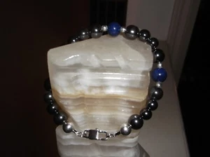 HERREN HANDGEFERTIGT 9" 8/10 MM SCHWARZER HÄMATIT & BLAUER LAPIS SS PERLEN ARMBAND - Bild 1 von 12