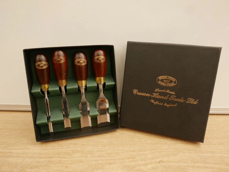 CROWN 4PCE PARING BUTT WOOD CHISEL SET 174RB  - Image 1 of 1