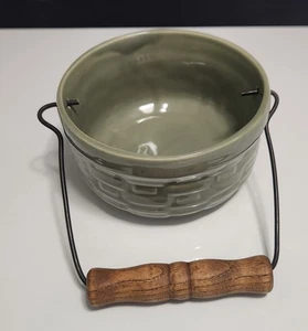 Country Farmhouse Ohio Pottery Ceramic Sage Green Basket With Wood Handle 4.5" - Picture 1 of 8