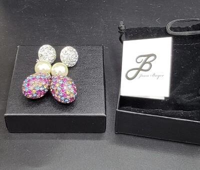 JOAN BOYCE 多色透明铺面水晶人造珍珠吊坠耳环 2  — 第 1/4 张图片