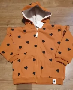 Next Mädchen herzgefütterter Hoody weicher Pullover Größe: 4-5 Jahre neu mit Etikett - Bild 1 von 6