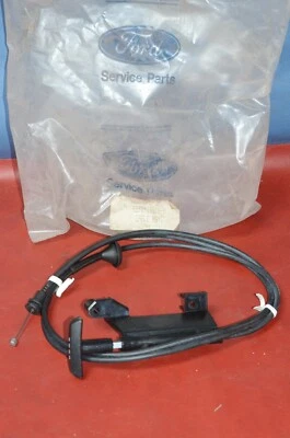 NOS 1981 - 85 福特 Escort EXP Mercury LN7 Lynx 抽油烟机闩锁电缆 E2FZ-16916-A 原始设备制造商 — 第 1/4 张图片