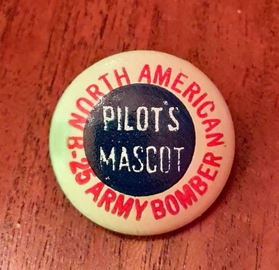 Sewing Button 1940's HTF Pilot's Mascot B-25 Army Bomber Quaker Oats Premium - Image 1 of 2